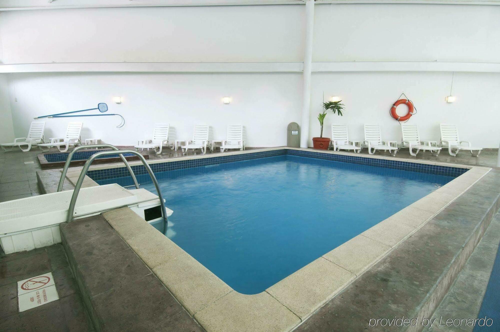 Fiesta Inn Periferico Sur Мехіко Екстер'єр фото
